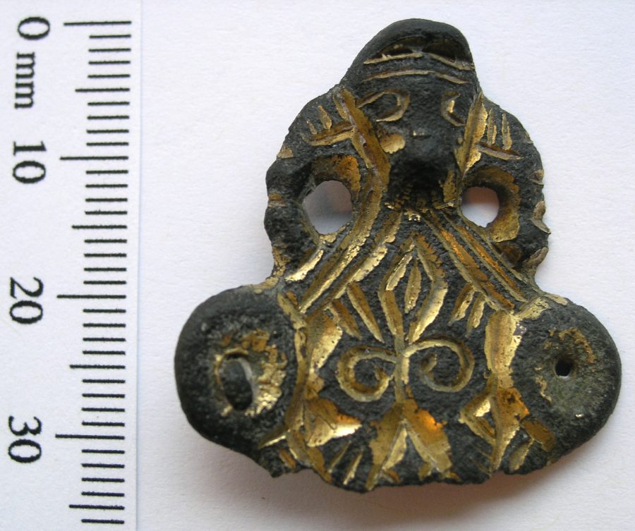 A gilded, copper-alloy equal armed-brooch found in Harworth Bircotes, Nottinghamshire. (c) Portable Antiquities Scheme, CC BY-SA 4.0