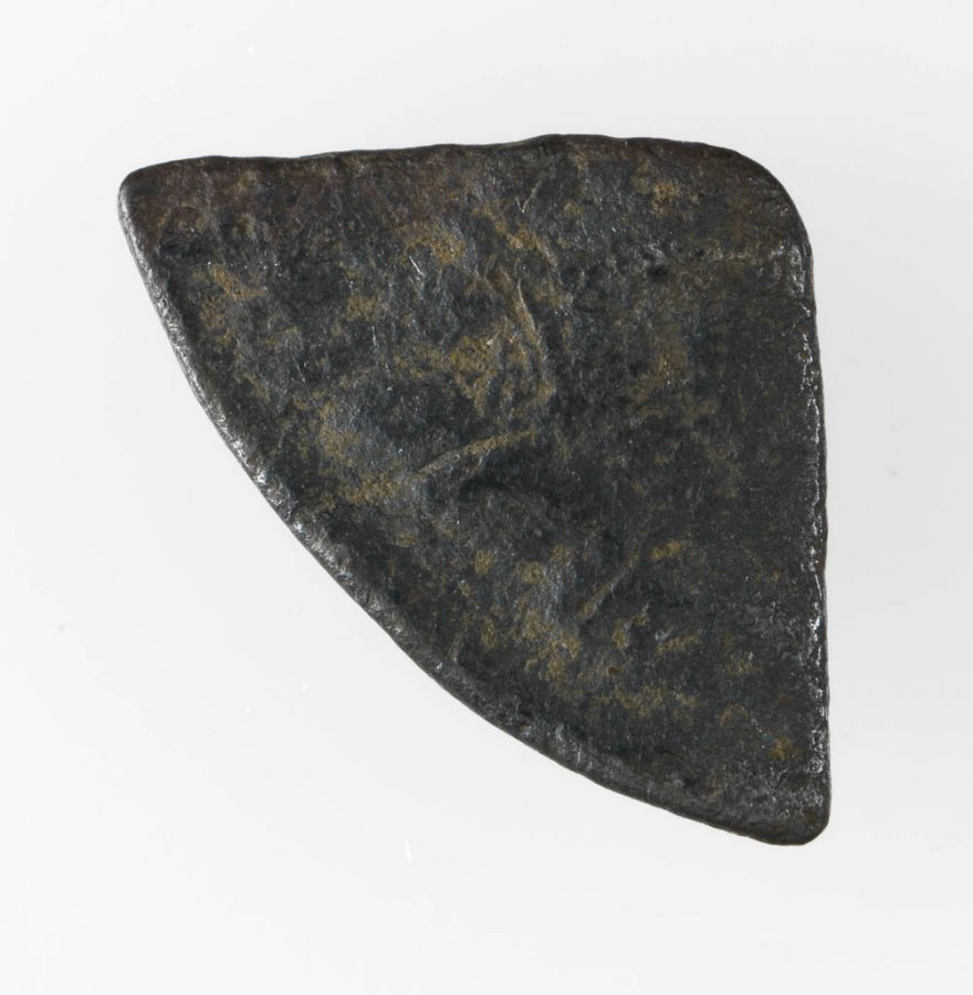 A fragment of an unprovenanced Arabic silver Dirham found in Torksey, Lincolnshire. © The Fitzwilliam Museum, Cambridge