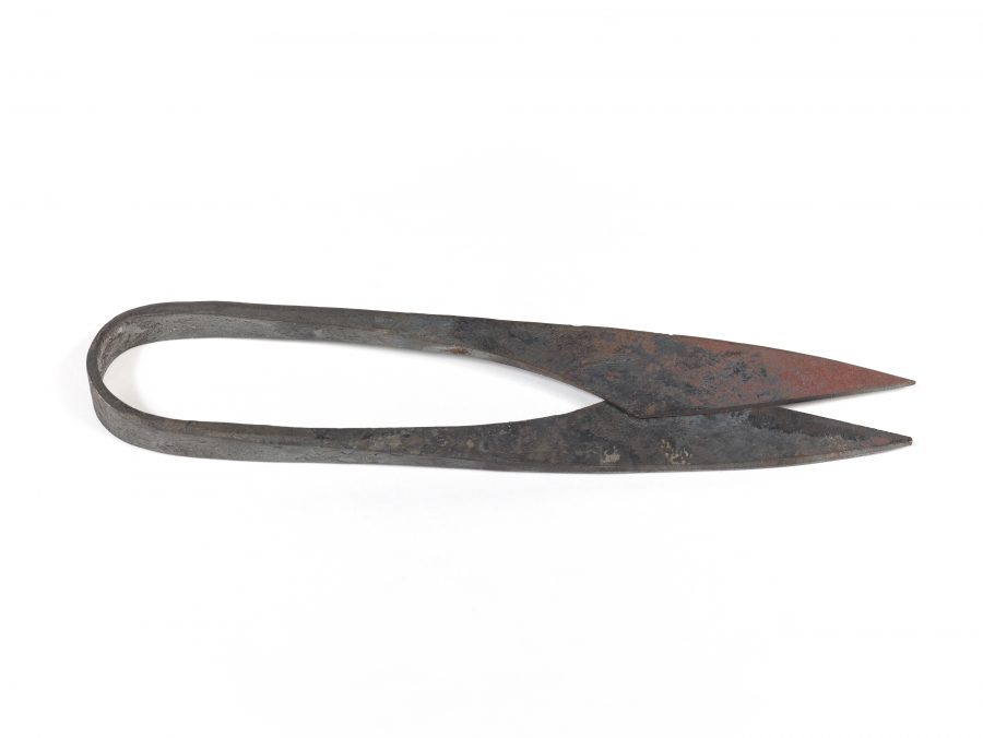 A set of reproduction shears based off an original from Flixborough, Lincolnshire. (c) Centre for the Study of the Viking Age