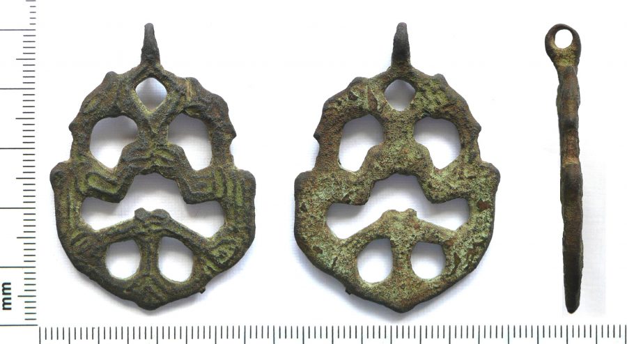 A copper-alloy harness pendant found near Skidbrooke, Lincolnshire. (c) Portable Antiquities Scheme, CC BY-SA 4.0