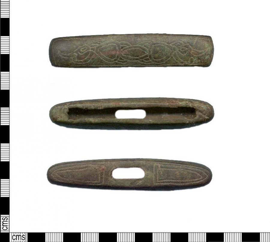 A copper-alloy dagger guard found in Bardney, Lincolnshire. (c) Portable Antiquities Scheme, CC BY-SA 4.0