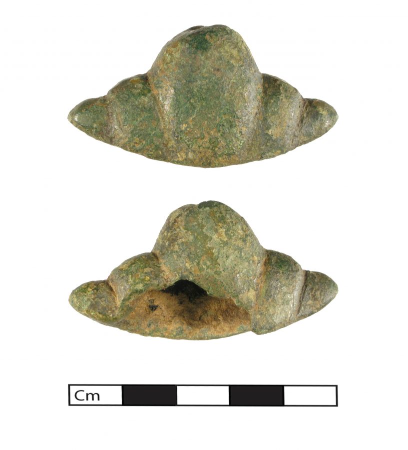 A lobed copper-alloy sword pommel found near Sheepy, Leicestershire. (c) Portable Antiquities Scheme, CC BY-SA 4.0
