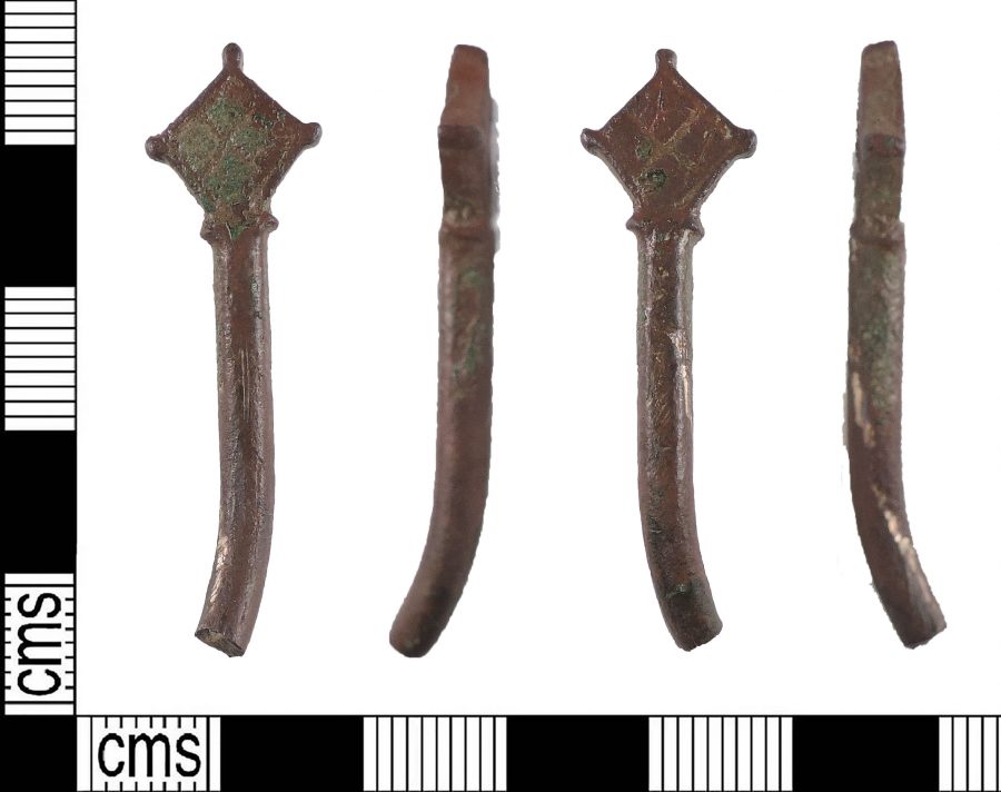 A copper-alloy pin with a kite-shaped head found near Caistor, Lincolnshire. (c) Portable Antiquities Scheme, CC BY-SA 2.0